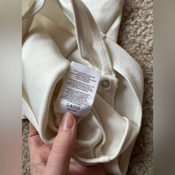 Express off white bow bodysuit - Picture 4 of 4